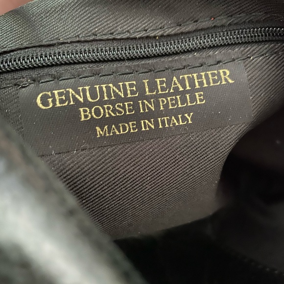 ***NEVER BEEN USED GENUINE LEATHER BAG*** - Picture 4 of 4